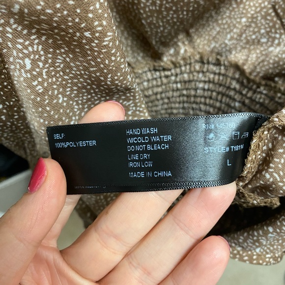 Brown Crop Blouse - Picture 6 of 6